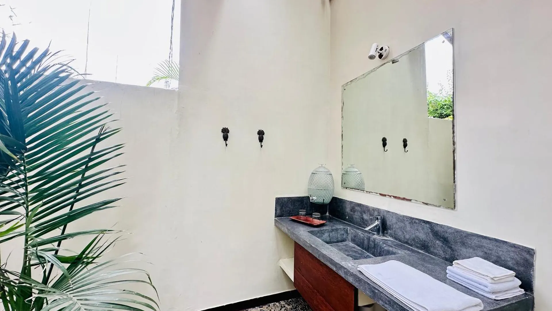 Villa Samudra - Luxury Peaceful 4Br Modern Villa, Heart Of Bingin Pecatu  0*, Pecatu (Bali)