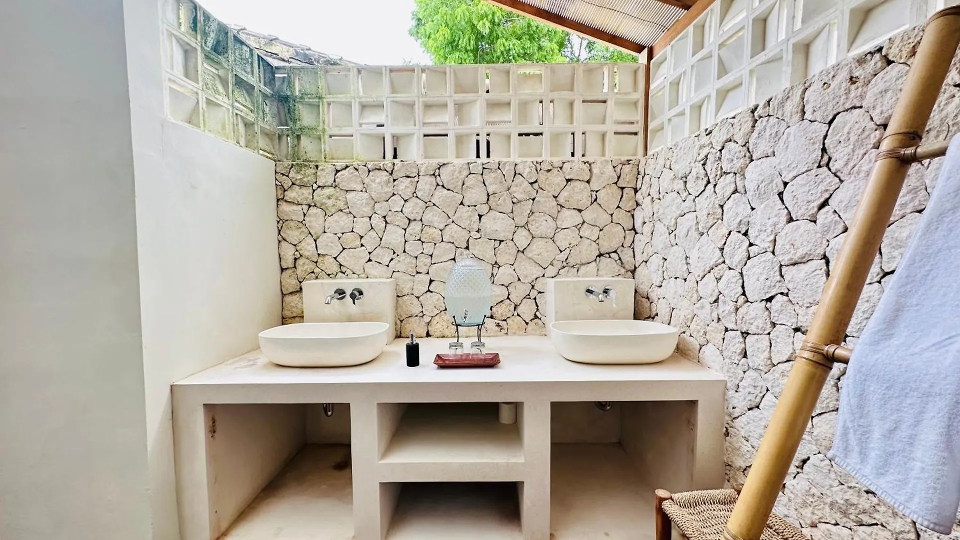 Villa Samudra - Luxury Peaceful 4Br Modern Villa, Heart Of Bingin Pecatu  0*, Pecatu (Bali) Indonesia